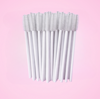 lash brushes white